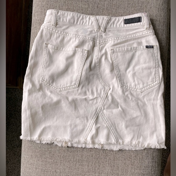 Volcom white denim high waisted skirt - Picture 2 of 3